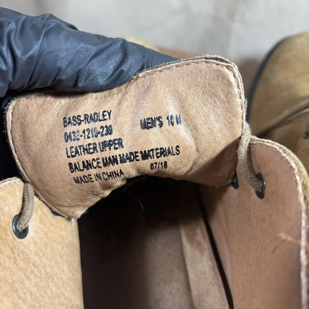 G.H. Bass & Co. Ragley Chukka Boots Mens Size 10 M Brown Suede Ankle Casual